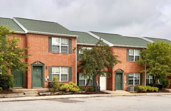 Imperial Pointe